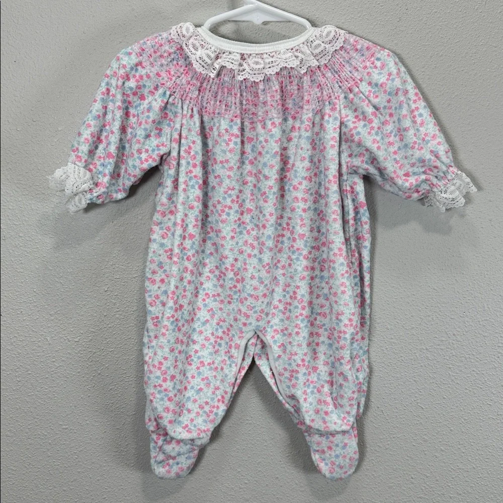 Vintage Carter's‎ Pink and White Floral Footie